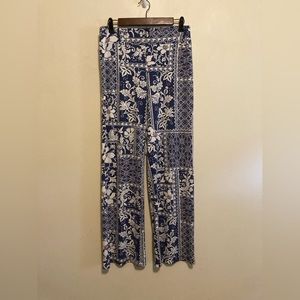 Tori Richards light weight stretchy pants